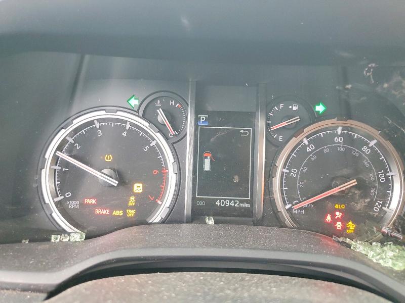 2021 Toyota 4runner VIN JTERU5JRXM5951168 COPART salvage auction — SIDE, Co - Public - Salvage Title, sold $875 on 2026-07-30 (photo 9)