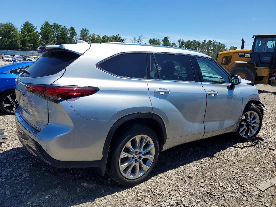 2021 Toyota VIN 5TDDZRBH0MS534035 COPART salvage auction — FRONT END, MD - CERT OF SALVAGE > 75% DAMAGE, sold $14,000 on 2026-07-27 (photo 3)