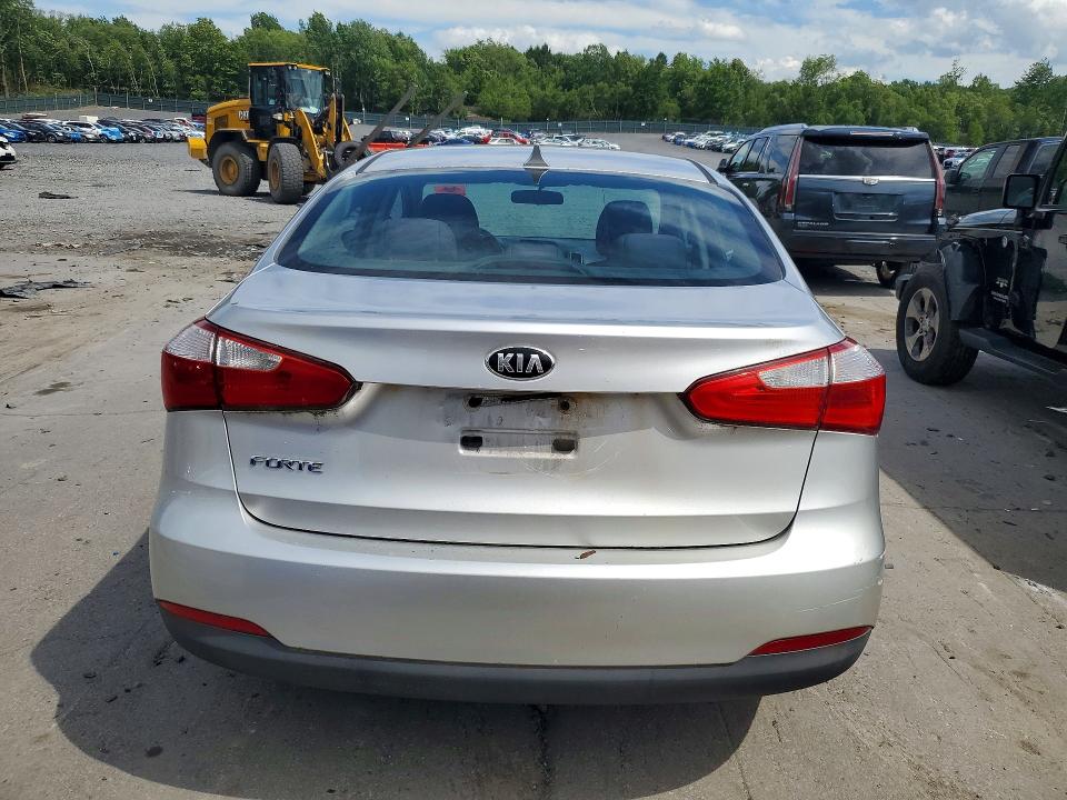 2014 Kia Forte VIN KNAFX4A68E5165074 COPART salvage auction — FRONT END, Mt - Certificate Of Title, sold $1,350 on 2026-07-15 (photo 6)