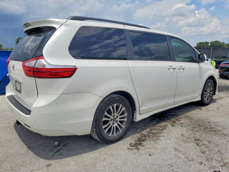 2019 Toyota Sienna VIN 5TDYZ3DC6KS001846 COPART salvage auction — WATER/FLOOD, FL - CERT OF TITLE-SLVG REBLD FLOOD, sold $4,700 on 2026-07-28 (photo 3)
