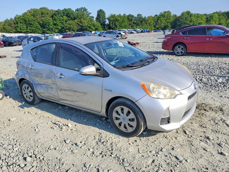 2012 Toyota Prius VIN JTDKDTB39C1512232 COPART salvage auction — SIDE, Nc - Salvage Certificate Of Title, sold $1,350 on 2026-07-15 (photo 4)