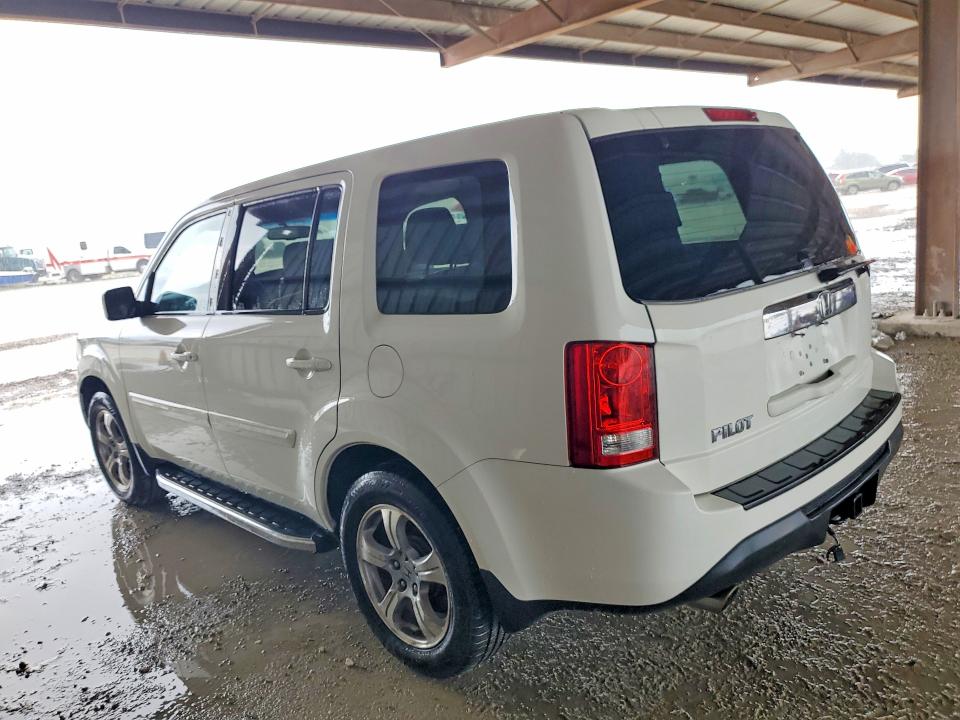 2014 Honda Pilot VIN 5FNYF3H54EB017881 COPART salvage auction — NORMAL WEAR, Tx - Certificate Of Title, sold $3,850 on 2026-07-02 (photo 2)