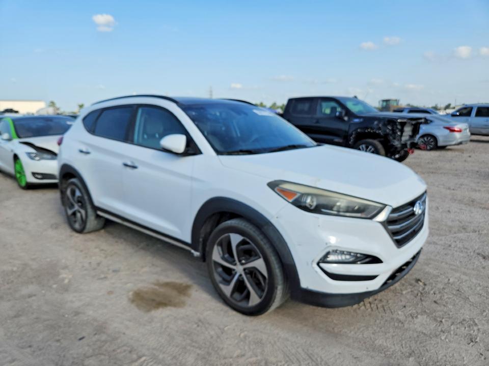 2016 Hyundai VIN KM8J33A29GU253233 COPART salvage auction — MECHANICAL, Tx - Certificate Of Title, sold $1,550 on 2026-07-21 (photo 4)