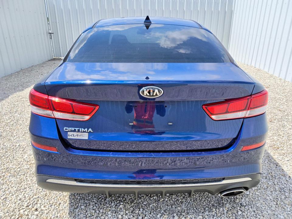2019 Kia Optima VIN 5XXGT4L33KG356673 COPART salvage auction — NORMAL WEAR, LA - CERTIFICATE OF TITLE, sold $5,200 on 2026-07-23 (photo 6)