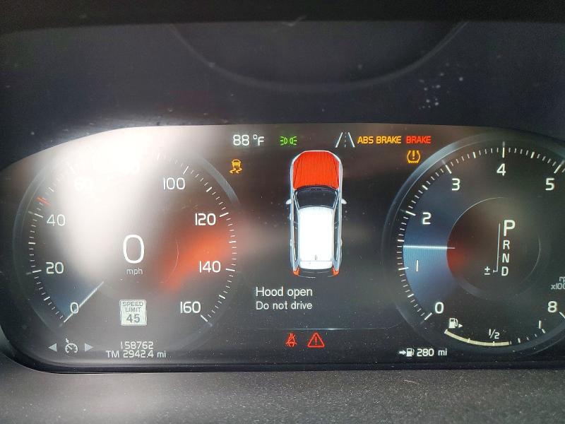 2019 Volvo Xc60 VIN LYV102RK8KB177471 COPART salvage auction — MINOR DENT/SCRATCHES, Ks - Cert Of Title-Salvage, sold $1,900 on 2026-07-30 (photo 9)