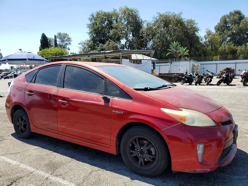 2012 Toyota Prius VIN JTDKN3DU2C1531367 COPART salvage auction — MINOR DENT/SCRATCHES, Ca - Salvage Certificate, sold $725 on 2026-07-24 (photo 4)