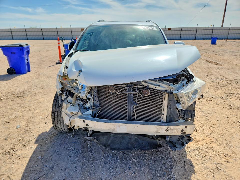 2012 Toyota VIN 5TDZK3EH7CS085230 COPART salvage auction — FRONT END, Tx - Salvage Vehicle Title, sold $2,650 on 2026-07-22 (photo 5)