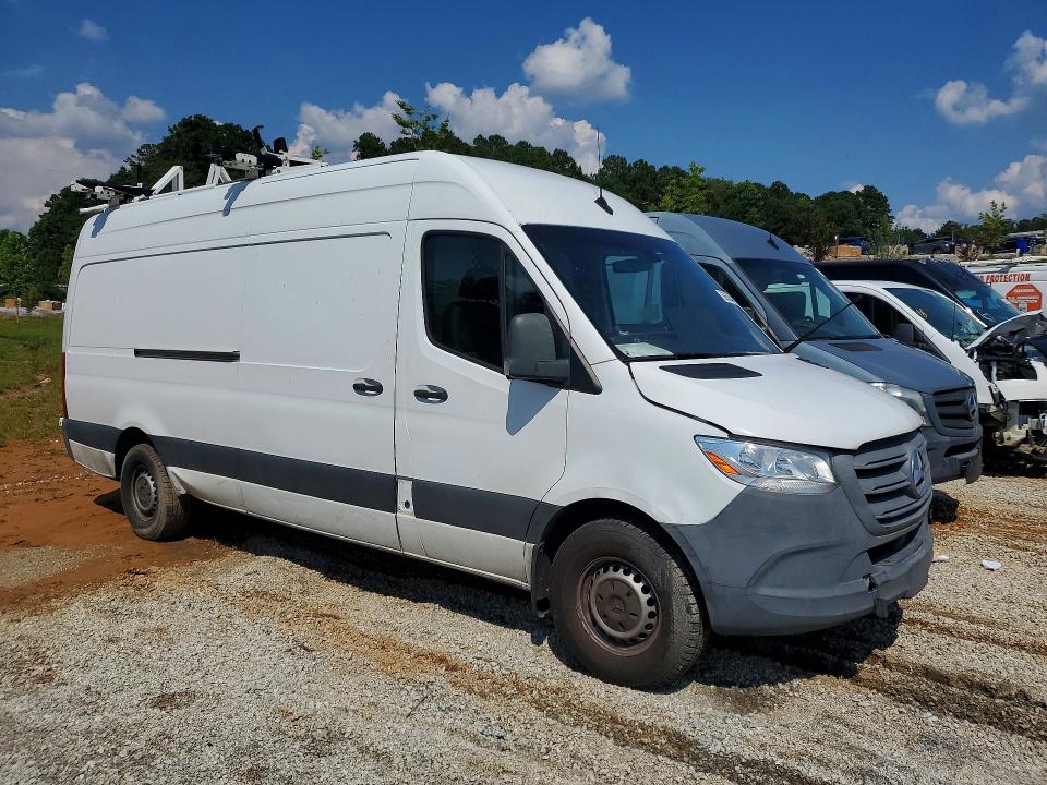 2021 Mercedes-benz Sprinter VIN W1W40CHY0MT055022 COPART salvage auction — MECHANICAL, Ok - Certificate Of Title, sold $12,500 on 2026-07-29 (photo 4)
