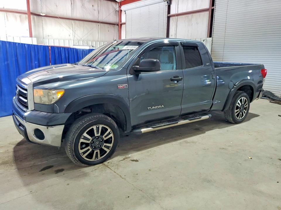 2010 Toyota Tundra VIN 5TFUW5F15AX117336 COPART salvage auction — MINOR DENT/SCRATCHES, WV - CERTIFICATE OF TITLE (P), sold $3,950 on 2026-07-23 (photo 1)