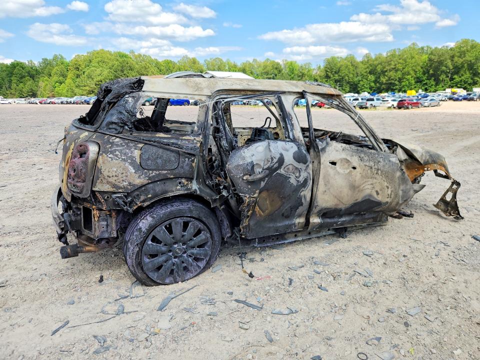 2019 Mini Cooper VIN WMZYT5C53K3E63690 COPART salvage auction — FRONT END, Va - Non-Repairable Certificate, sold $225 on 2026-07-20 (photo 3)