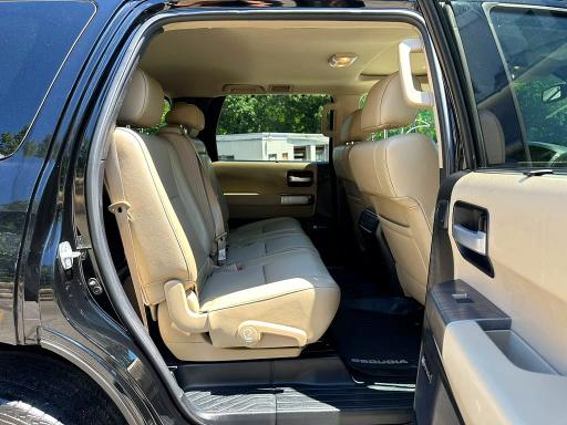 2019 Toyota Sequoia VIN 5TDJY5G14KS167454 COPART salvage auction — MINOR DENT/SCRATCHES, Ma - Certificate Of Title, sold $14,800 on 2026-07-29 (photo 8)