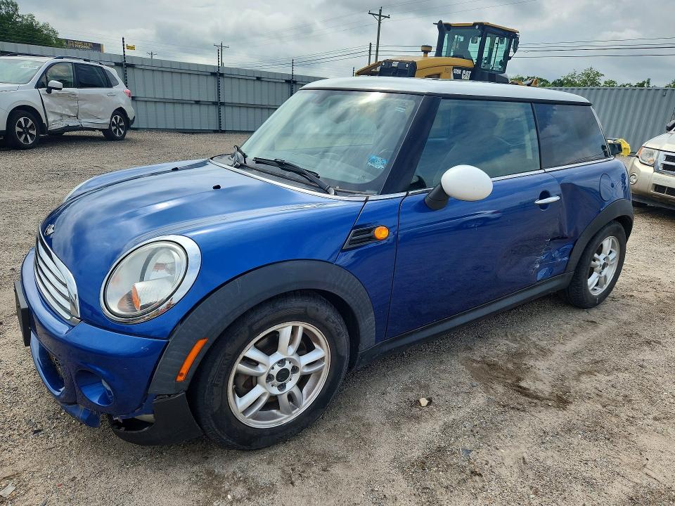 2013 Mini Cooper VIN WMWSU3C59DT545038 COPART salvage auction — SIDE, Fl - Cert Of Title Slvg Rebuildable, sold $225 on 2026-07-23 (photo 1)