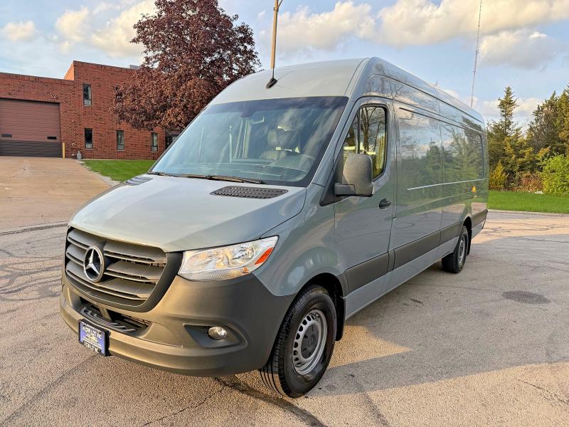 2023 Mercedes-benz Sprinter VIN W1Y4NDHY7PT136876 COPART salvage auction — NORMAL WEAR, Va - Certificate Of Title (P), sold $18,000 on 2026-07-06 (photo 2)