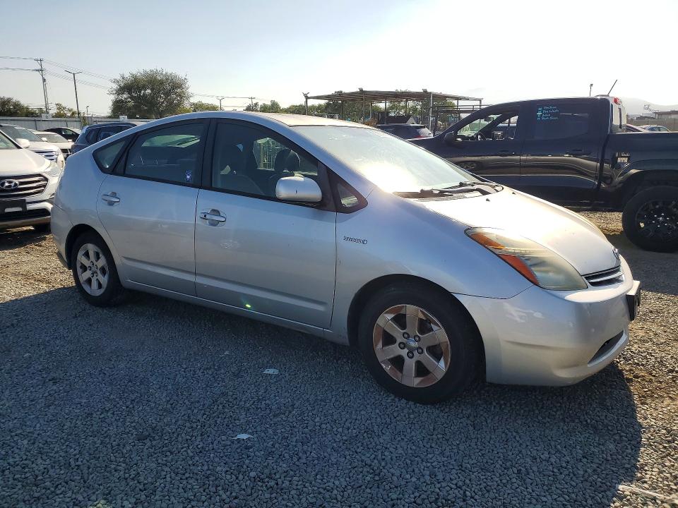 2007 Toyota Prius VIN JTDKB20U977614127 COPART salvage auction — FRONT END, Ca - Dis/Dlr/Exp Only Clean Title, sold $625 on 2026-07-10 (photo 4)