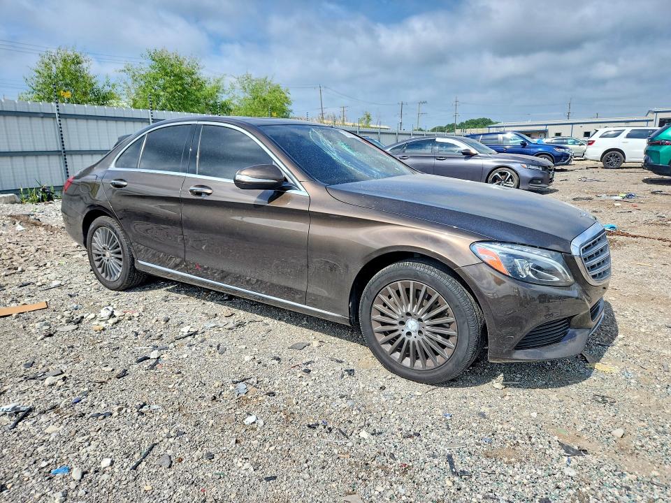 2015 Mercedes-benz C-klasse VIN 55SWF4KB7FU035741 COPART salvage auction — FRONT END, Il - Salvage Certificate, sold $4,000 on 2026-07-31 (photo 4)