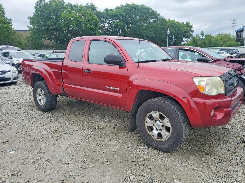 2008 Toyota Tacoma VIN 5TEUU42N68Z579299 COPART salvage auction — MECHANICAL, MA - CERT OF TITLE-RECONSTRCTD COLL, sold $3,300 on 2026-07-27 (photo 4)