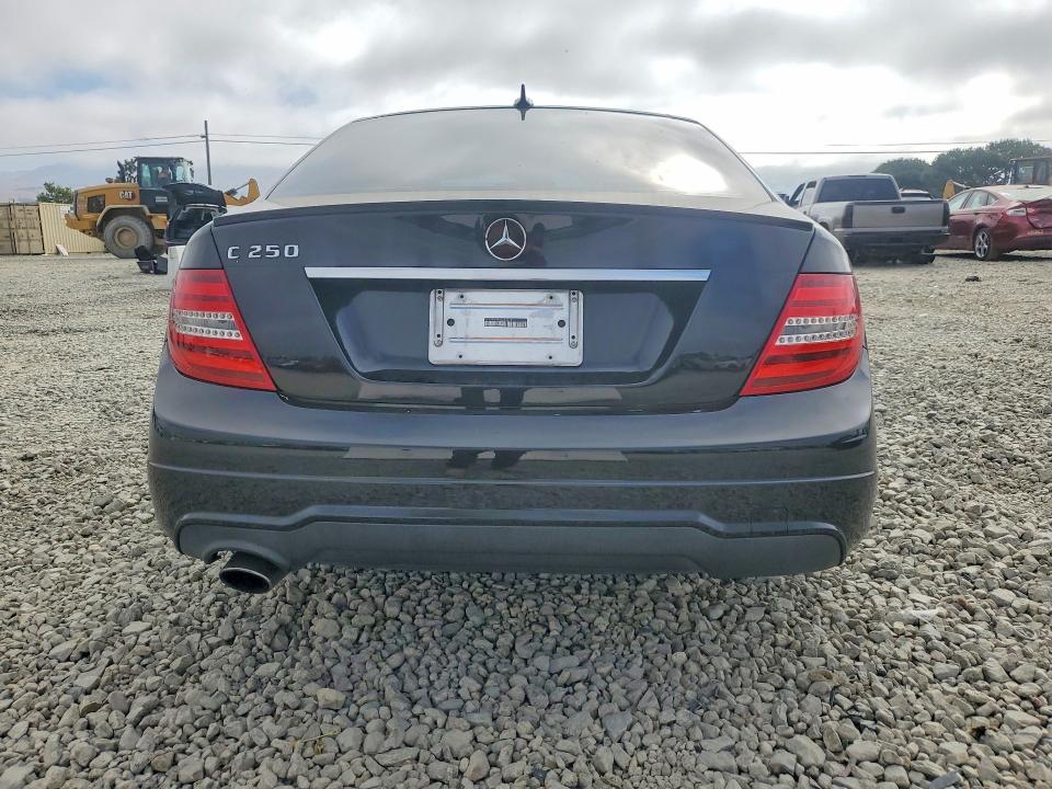 2012 Mercedes-benz VIN WDDGF4HB0CA644287 COPART salvage auction — UNDERCARRIAGE, Ca - Salvage Certificate, sold $1,250 on 2026-08-18 (photo 6)