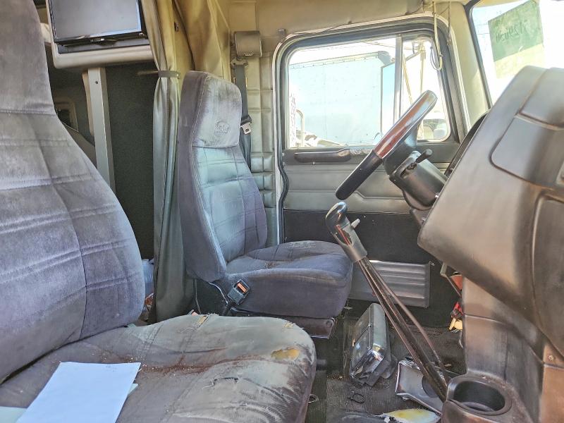 2001 Peterbilt 379 VIN 1XP5DB9X11D528659 COPART salvage auction — FRONT END, AZ - CERT OF TITLE - SALVAGE, sold $1,750 on 2026-07-09 (photo 5)