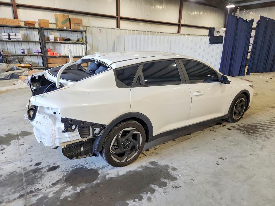 2025 Kia K4 VIN 3KPFU4DE7SE009929 COPART salvage auction — REAR END, Sc - Cert Of Title-Salvage, sold $7,100 on 2026-07-30 (photo 3)