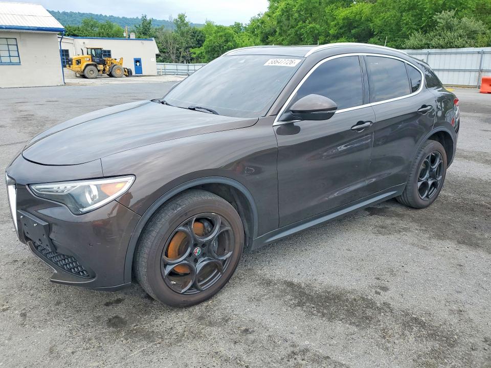 2019 Alfa romeo Stelvio VIN ZASPAKBN2K7C36294 COPART salvage auction — MINOR DENT/SCRATCHES, CT - CERTIFICATE OF TITLE (P), sold $4,800 on 2026-07-14 (photo 1)