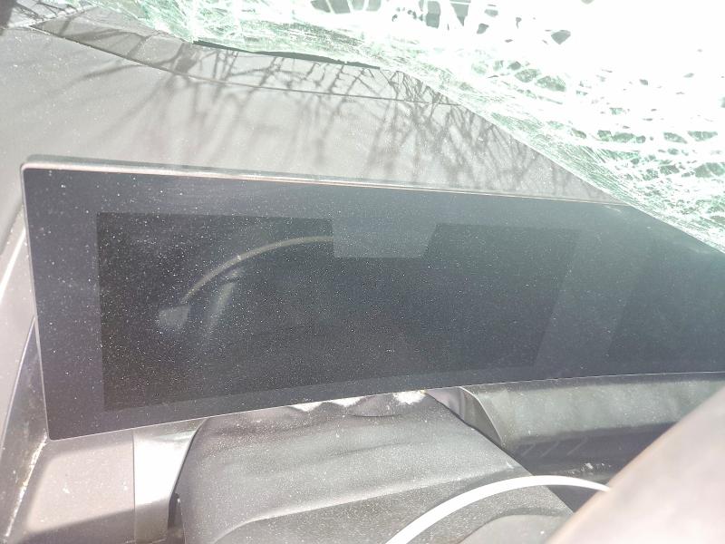 2026 BMW VIN 5UX53GP06T9471158 COPART salvage auction — ALL OVER, PA - CERTIFICATE OF SALVAGE, sold $8,000 on 2026-07-20 (photo 9)