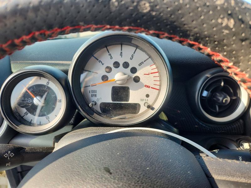 2014 Mini VIN WMWZP3C57ET298352 COPART salvage auction — REAR END, Tx - Salvage Vehicle Title, sold $850 on 2026-08-06 (photo 9)