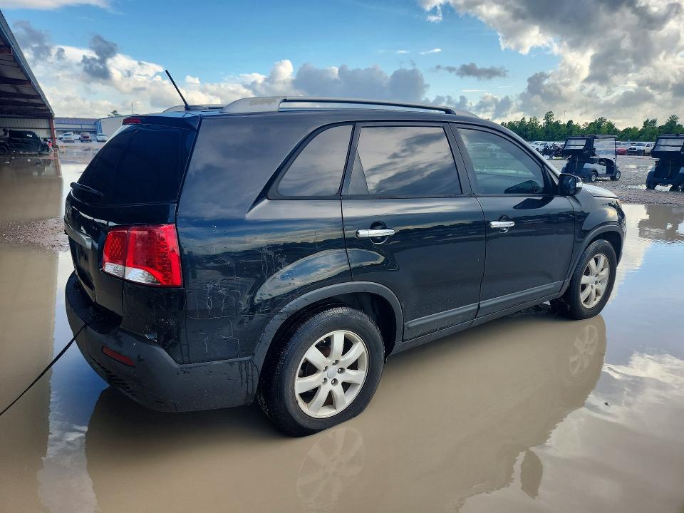 2013 Kia VIN 5XYKT4A28DG311487 COPART salvage auction — NORMAL WEAR, Tx - Certificate Of Title, sold $850 on 2026-07-31 (photo 3)