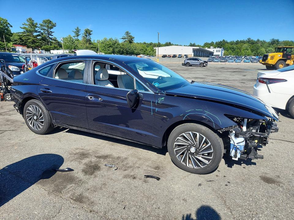 2023 Hyundai Sonata VIN KMHL34JJ1PA073672 COPART salvage auction — FRONT END, Id - Salvage Certificate Of Title, sold $100 on 2026-07-28 (photo 4)