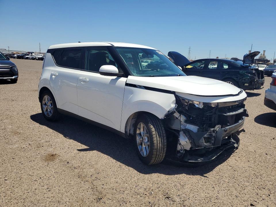 2023 Kia Soul VIN KNDJ23AU0P7871886 COPART salvage auction — FRONT END, Az - Cert Of Title - Salvage, sold $2,500 on 2026-07-06 (photo 4)