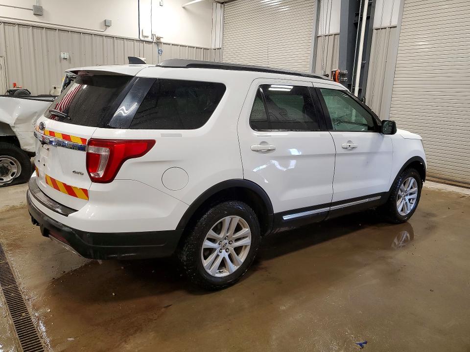 2019 Ford Explorer VIN 1FM5K8D86KGB34273 COPART salvage auction — FRONT END, In - Certificate Of Title, sold $4,000 on 2026-07-29 (photo 3)