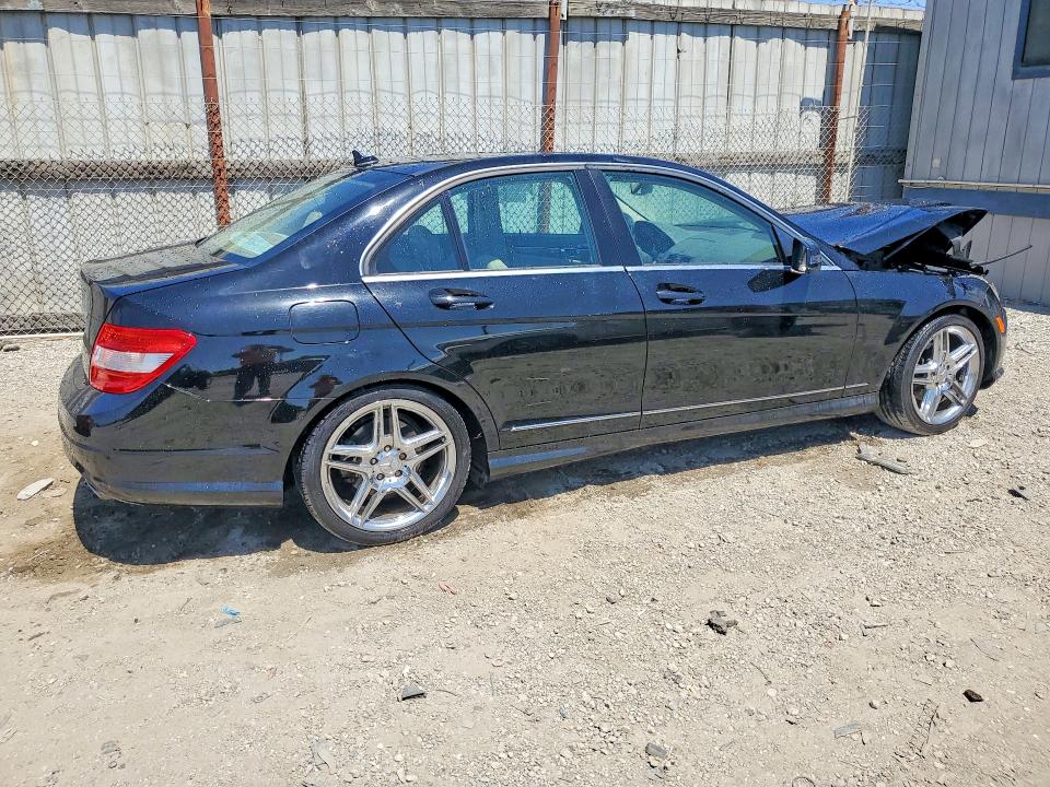 2010 Mercedes-benz C-klasse VIN WDDGF5EB6AF430091 COPART salvage auction — FRONT END, Ca - Dis/Dlr/Exp App For Dup Clean, sold $275 on 2026-07-20 (photo 3)