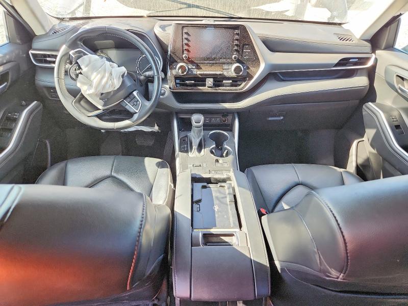 2022 Toyota Highlander VIN 5TDGZRAH6NS117132 COPART salvage auction — FRONT END, Nv - Certificate Of Title, sold $13,200 on 2026-07-24 (photo 8)