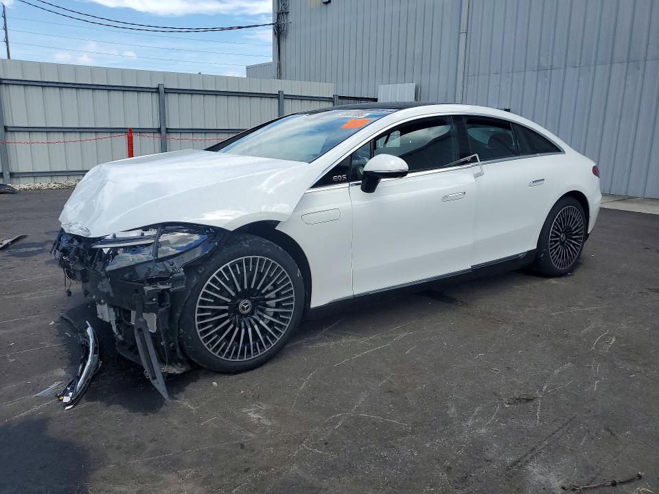 2023 Mercedes-benz VIN W1KCG2DB6PA033028 COPART salvage auction — FRONT END, Fl - Certificate Of Destruction, sold $9,000 on 2026-07-13 (photo 1)