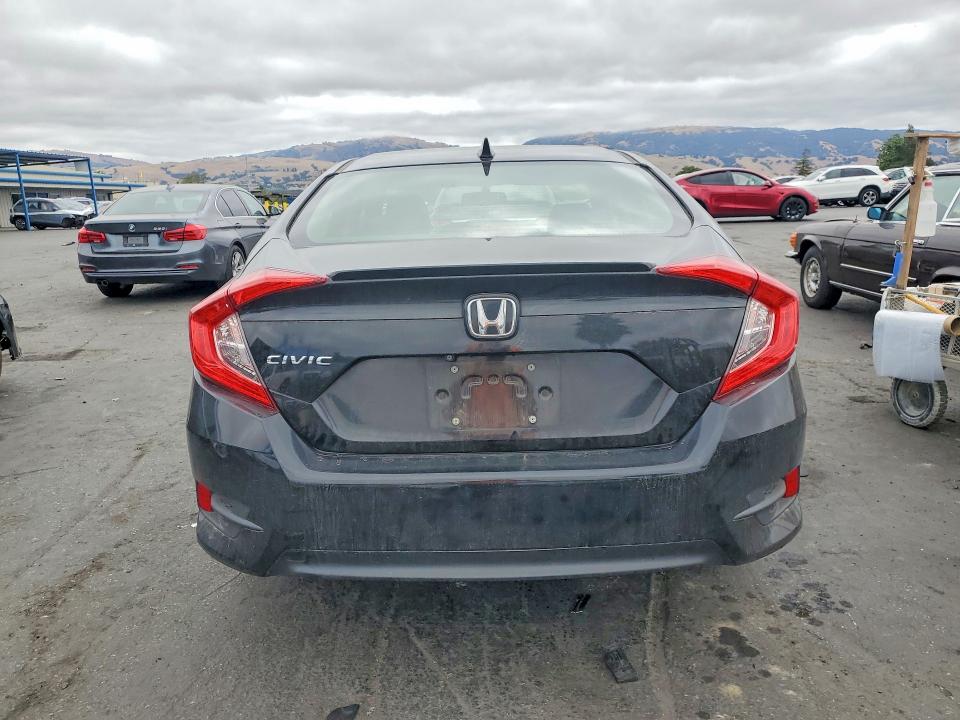 2018 Honda Civic VIN JHMFC1F77JX043706 COPART salvage auction — UNDERCARRIAGE, Ca - Salvage Certificate, sold $7,400 on 2026-07-02 (photo 6)