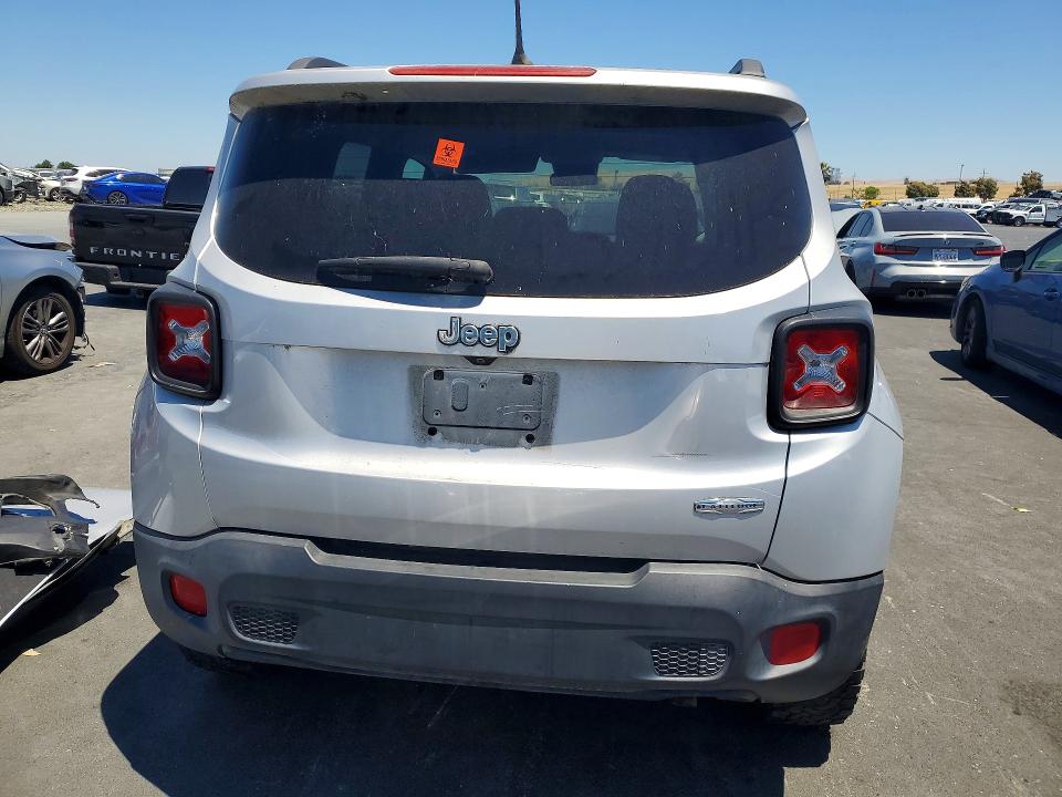 2015 Jeep Renegade VIN ZACCJABT0FPB67794 COPART salvage auction — FRONT END, CA - DIS/DLR/EXP ONLY CLEAN TITLE, sold $775 on 2026-07-27 (photo 6)