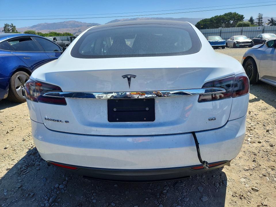 2013 Tesla VIN 5YJSA1CG7DFP07530 COPART salvage auction — FRONT END, CA - SALVAGE CERTIFICATE, sold $1,200 on 2026-07-02 (photo 6)