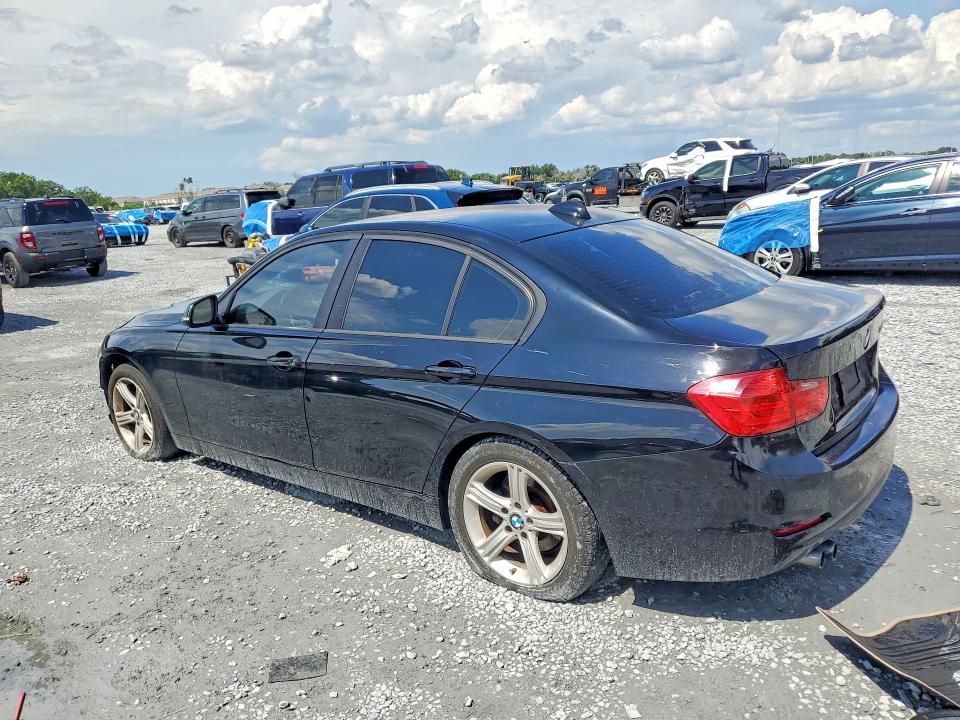 2014 BMW 3er VIN WBA3A5G56ENP27983 COPART salvage auction — FRONT END, FL - CERT OF TITLE SLVG REBUILDABLE, sold $1,100 on 2026-07-17 (photo 2)