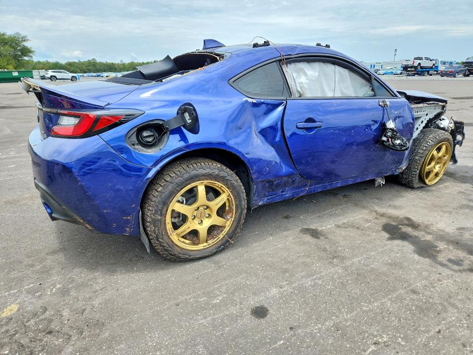 2024 Toyota Gr 86 VIN JF1ZNBE11R9750057 COPART salvage auction — ROLLOVER, Fl - Cert Of Title Slvg Rebuildable, sold $5,300 on 2026-07-25 (photo 3)
