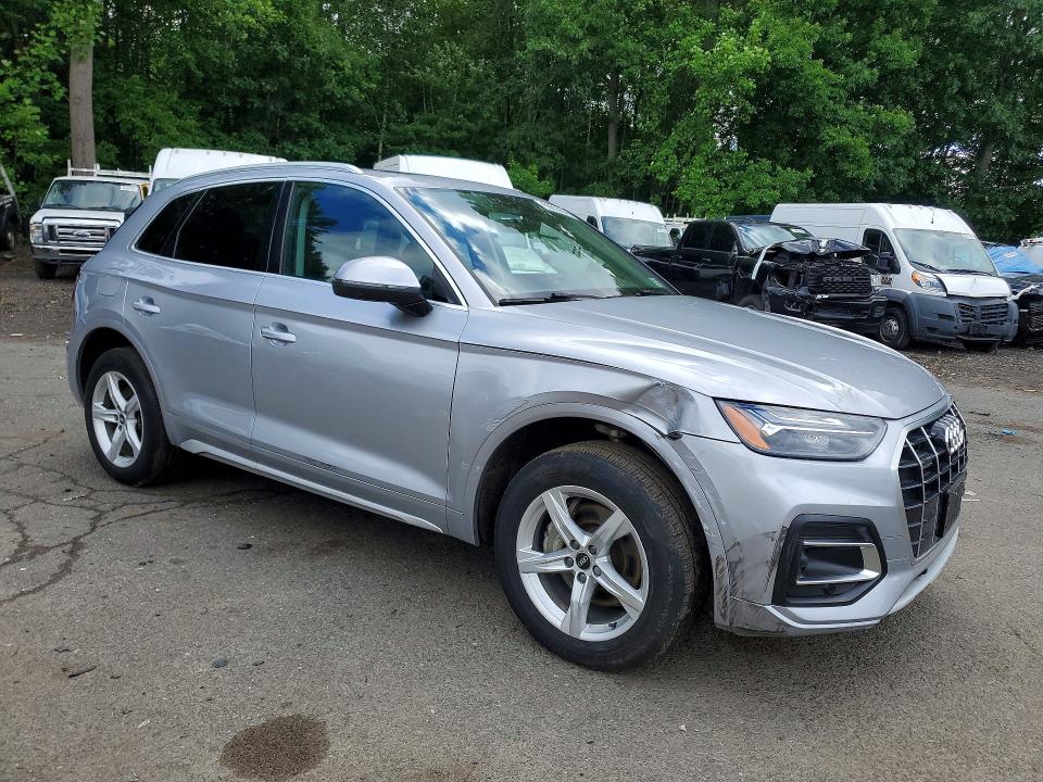 2021 Audi Q5 VIN WA1AAAFY8M2103210 COPART salvage auction — FRONT END, Ny - Cert Of Title-Salvage, sold $9,500 on 2026-08-27 (photo 4)