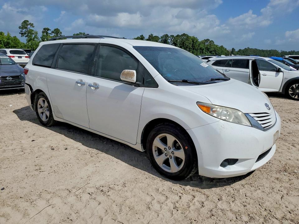2017 Toyota Sienna VIN 5TDKZ3DC8HS888364 COPART salvage auction — REAR END, Tx - Salvage Vehicle Title, sold $4,500 on 2026-07-28 (photo 4)