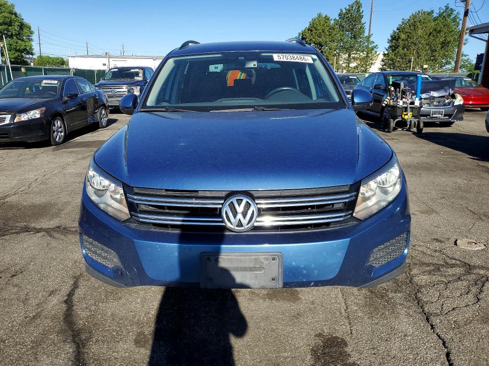 2017 Volkswagen Tiguan VIN WVGAV7AX7HK004603 COPART salvage auction — SIDE, Co - Public - Salvage Title, sold $2,350 on 2026-07-14 (photo 5)