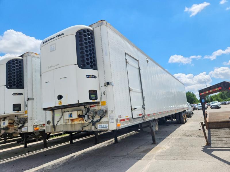 2015 Utility trailer VIN 1UYVS253XFM408605 COPART salvage auction — MINOR DENT/SCRATCHES, IL - CERTIFICATE OF TITLE (P), sold $1,250 on 2026-07-07 (photo 2)