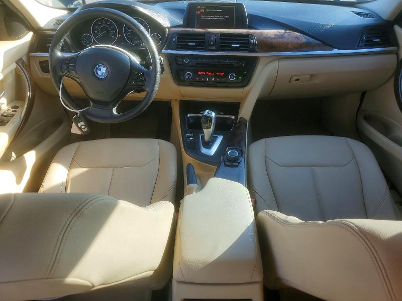 2013 BMW 3er VIN WBA3A5C59DF358535 COPART salvage auction — FRONT END, Fl - Cert Of Title Slvg Rebuildable, sold $775 on 2026-08-17 (photo 8)