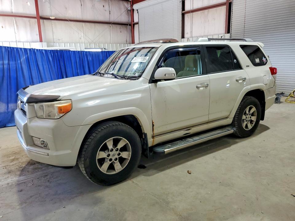 2013 Toyota 4runner VIN JTEBU5JR0D5136009 COPART salvage auction — MINOR DENT/SCRATCHES, Pa - Cert Of Title, sold $6,800 on 2026-07-13 (photo 1)