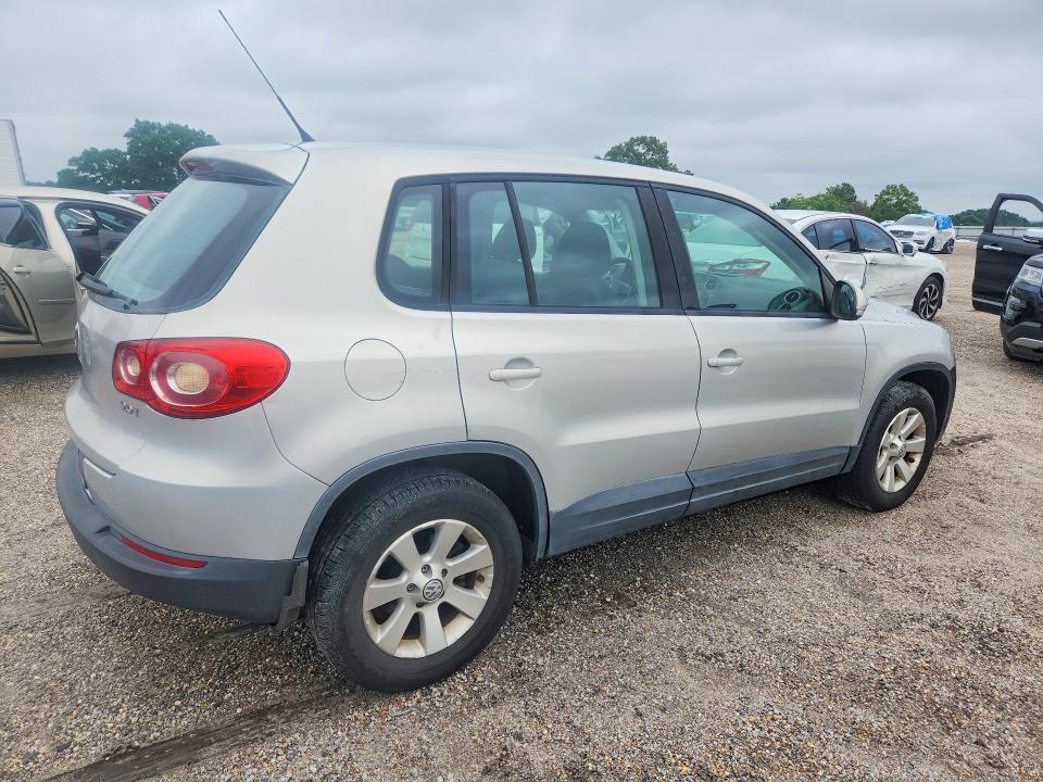 2009 Volkswagen Tiguan VIN WVGAV75N09W527156 COPART salvage auction — FRONT END, AL - CERT OF TITLE-SALVAGE TITLE, sold $225 on 2026-07-16 (photo 3)