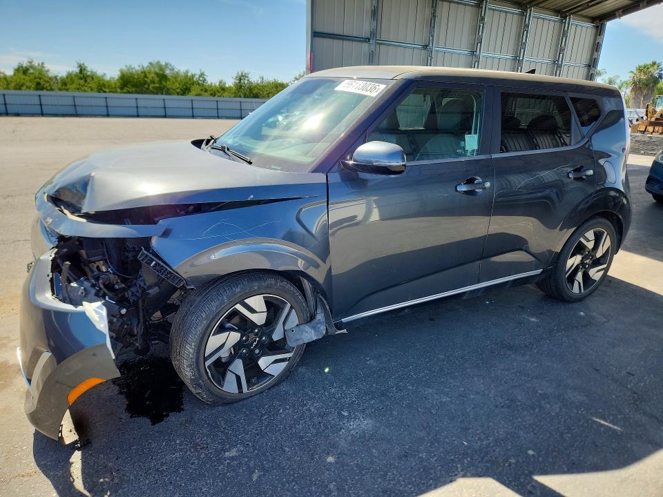 2023 Kia Soul VIN KNDJ53AU8P7883114 COPART salvage auction — FRONT END, Ca - Salvage Certificate, sold $2,350 on 2026-07-09 (photo 1)