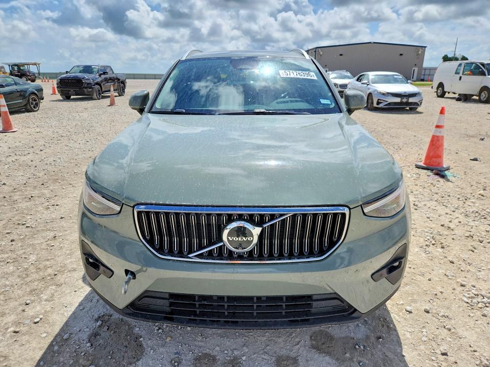 2025 Volvo VIN YV4L12UE4S2461637 COPART salvage auction — WATER/FLOOD, Tx - Salvage Title-Flood Damage, sold $10,700 on 2026-07-23 (photo 5)