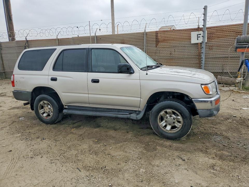1997 Toyota 4runner VIN JT3GM84R3V0016943 COPART salvage auction — MECHANICAL, Ca - Dlr/Dis/Exp Only Salvage Title, sold $575 on 2026-07-06 (photo 4)