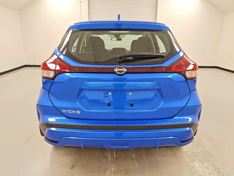 2024 Nissan Kicks VIN 3N1CP5BV7RL594412 COPART salvage auction — MINOR DENT/SCRATCHES, TX - CERTIFICATE OF TITLE, sold $10,300 on 2026-07-30 (photo 6)