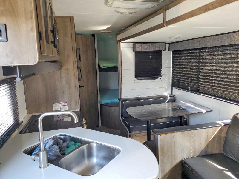 2022 Heartland rv Pioneer VIN 5SFPB3221NE484292 COPART salvage auction — MINOR DENT/SCRATCHES, IL - SALVAGE CERTIFICATE, sold $650 on 2026-07-30 (photo 6)